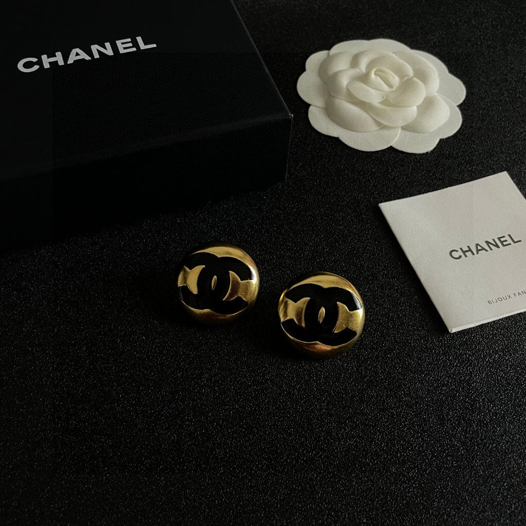 Chanel Interlocking C Circular Stud Earrings - album image 6
