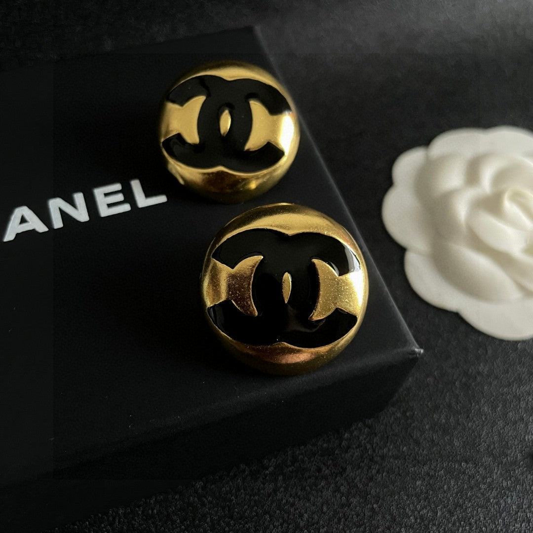 Chanel Interlocking C Circular Stud Earrings - album image 9