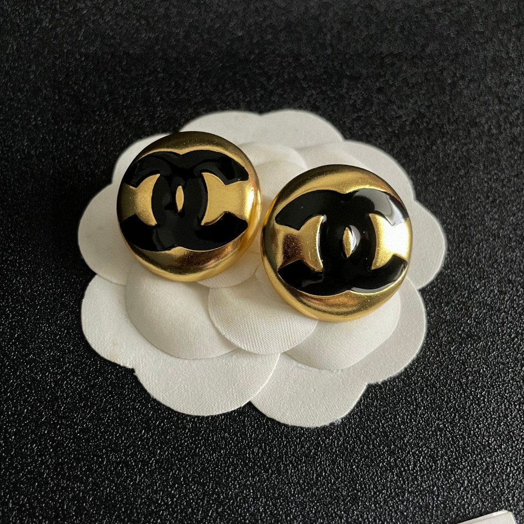 Chanel Interlocking C Circular Stud Earrings - album image 8