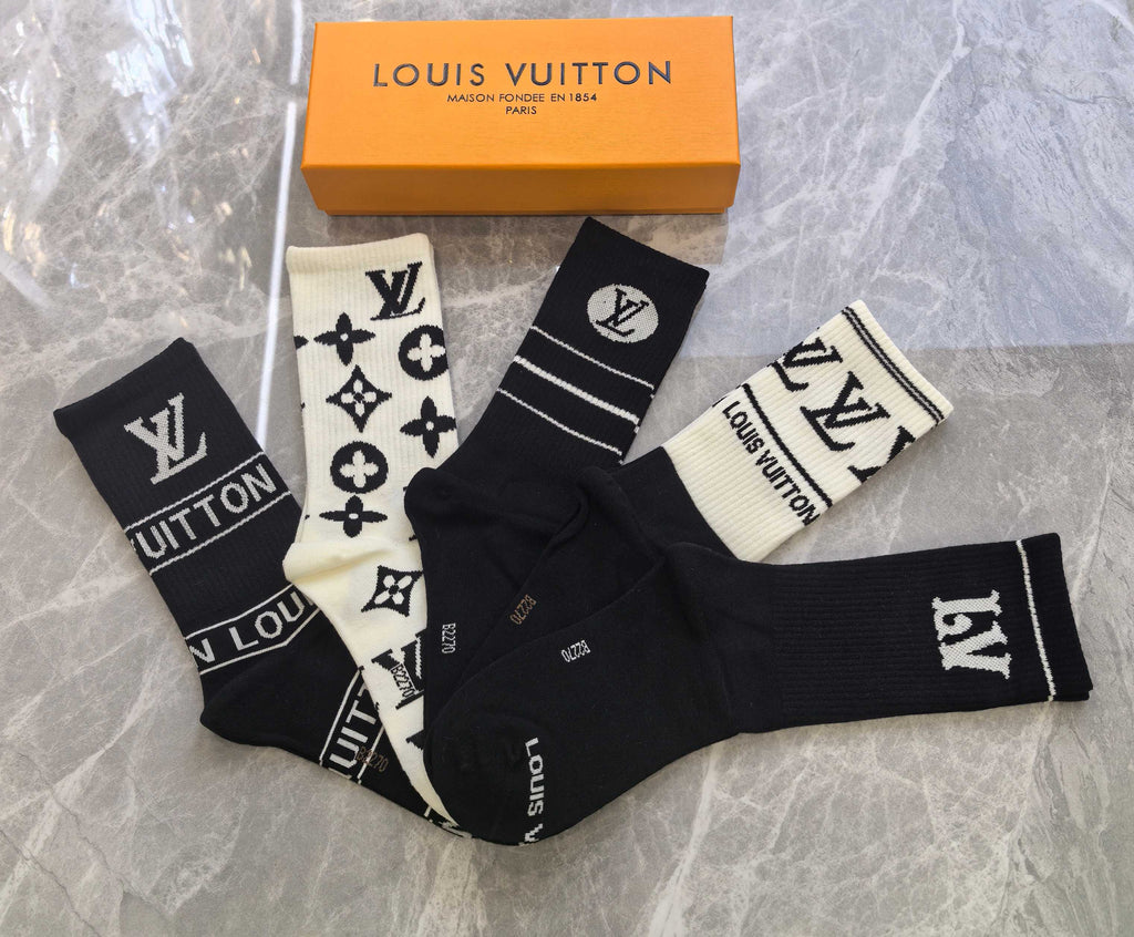 Louis Vuitton black white logo mix crew socks, image 5