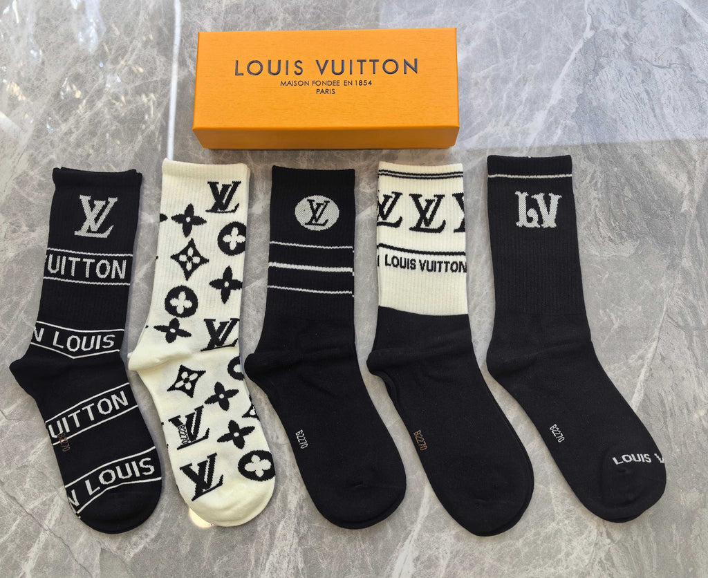 Louis Vuitton black white logo mix crew socks, image 3