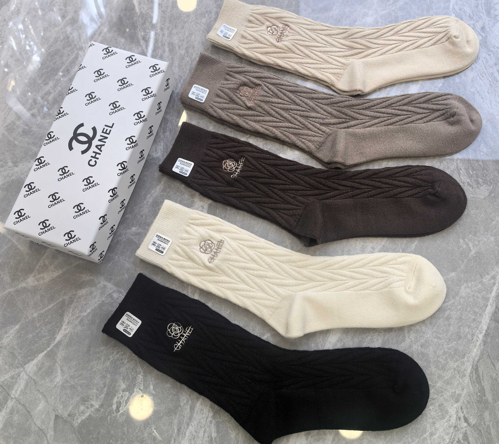 Chanel cable knit neutral emblem crew socks - view 5