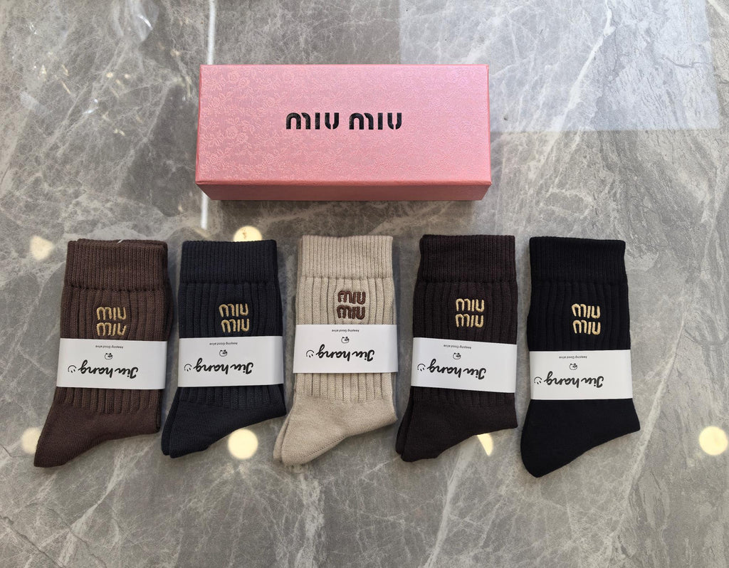 Miu Miu muted ribbed stacked logo socks, image 1