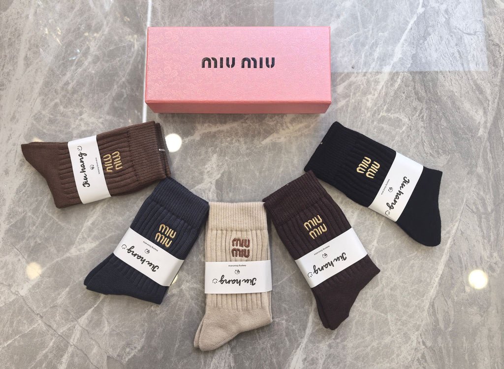 Miu Miu muted ribbed stacked logo socks, image 2