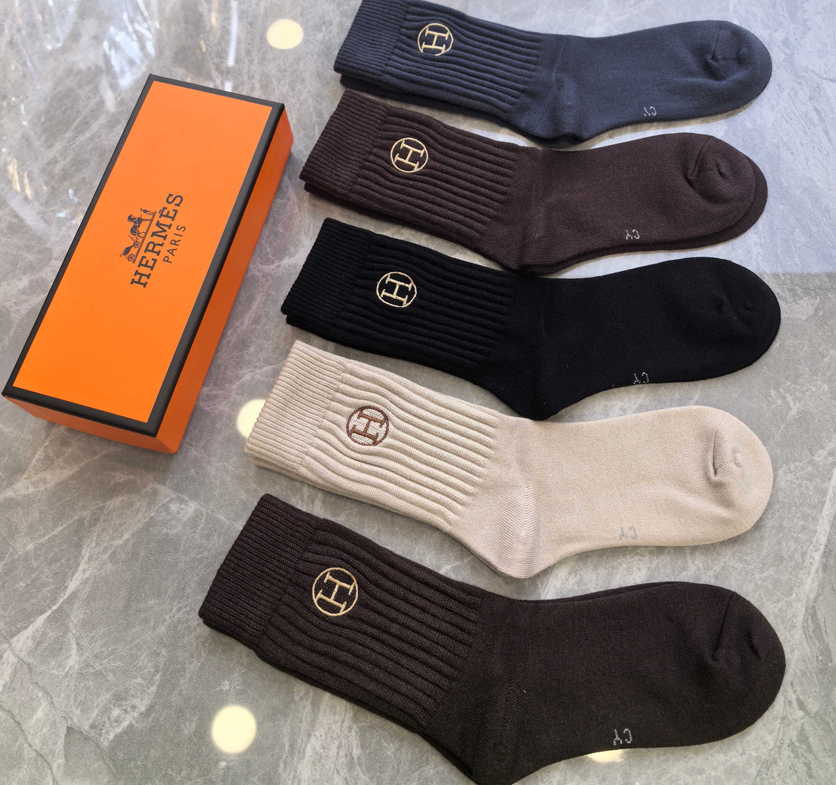 Hermes ribbed outline h earth tones socks, image 5