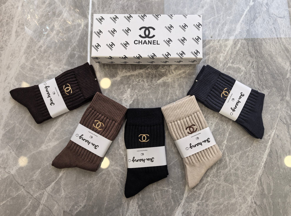 Chanel dark neutral ribbed emblem crew socks - view 2