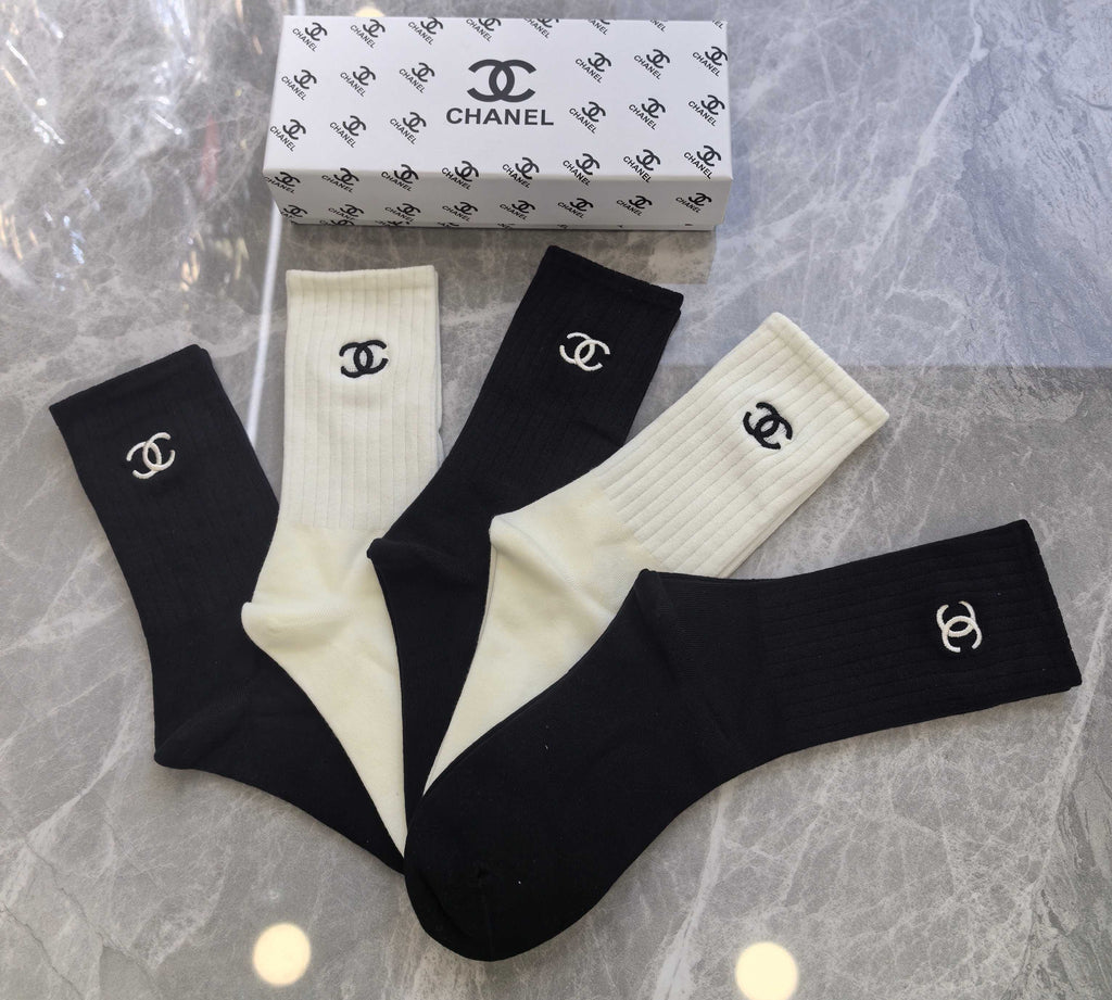 Chanel cream black small emblem crew socks - view 3