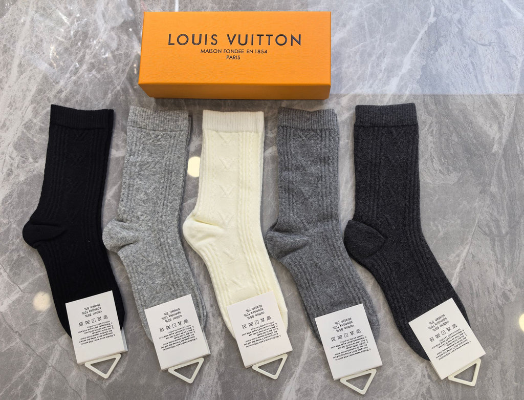 Louis Vuitton tonal ribbed emblem crew socks, image 2