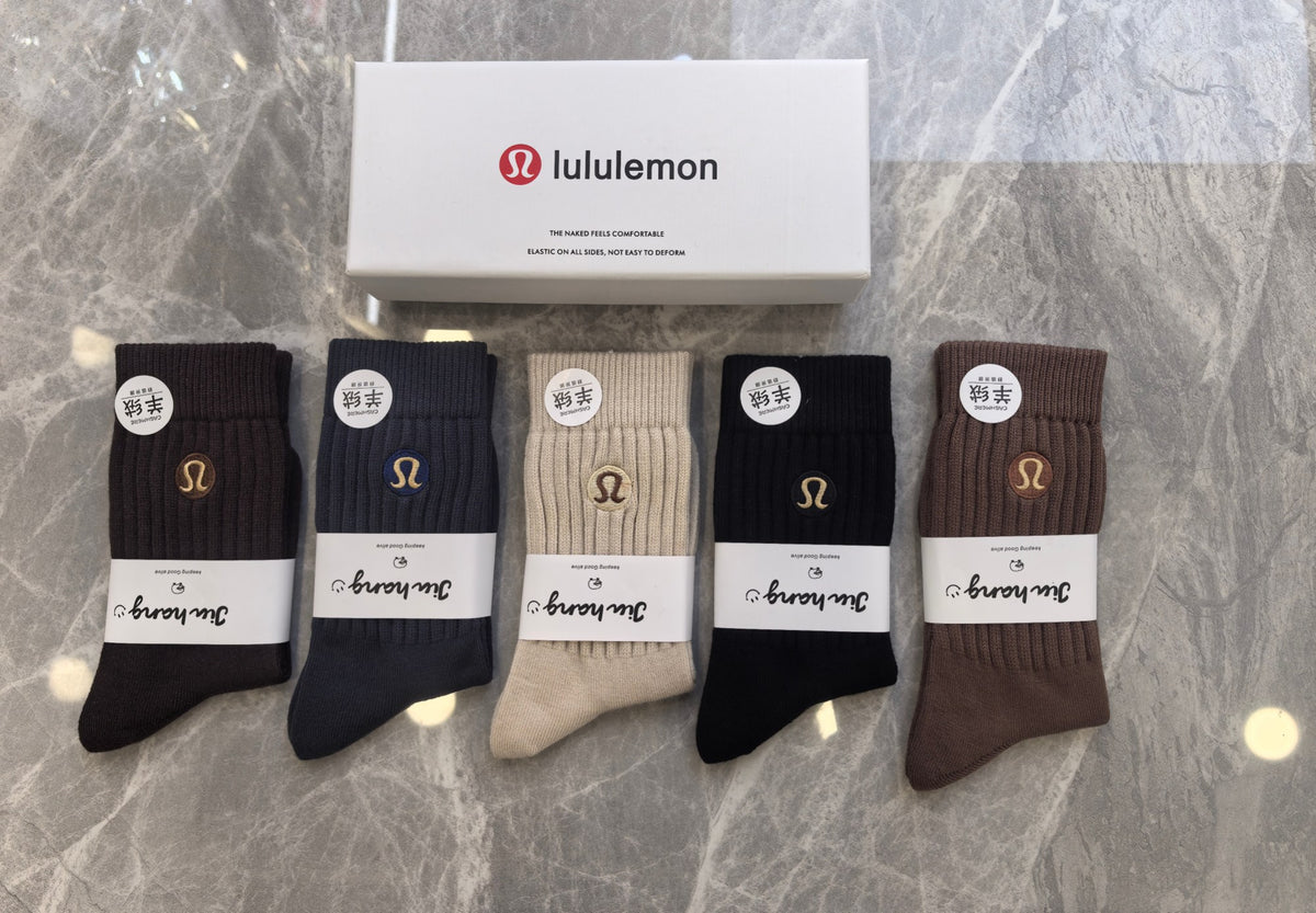 Lululemon dark ribbed emblem crew socks - view 6