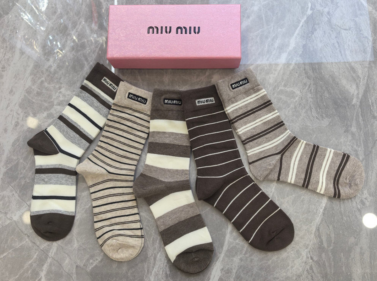 Miu Miu earth tone framed logo socks, image 3