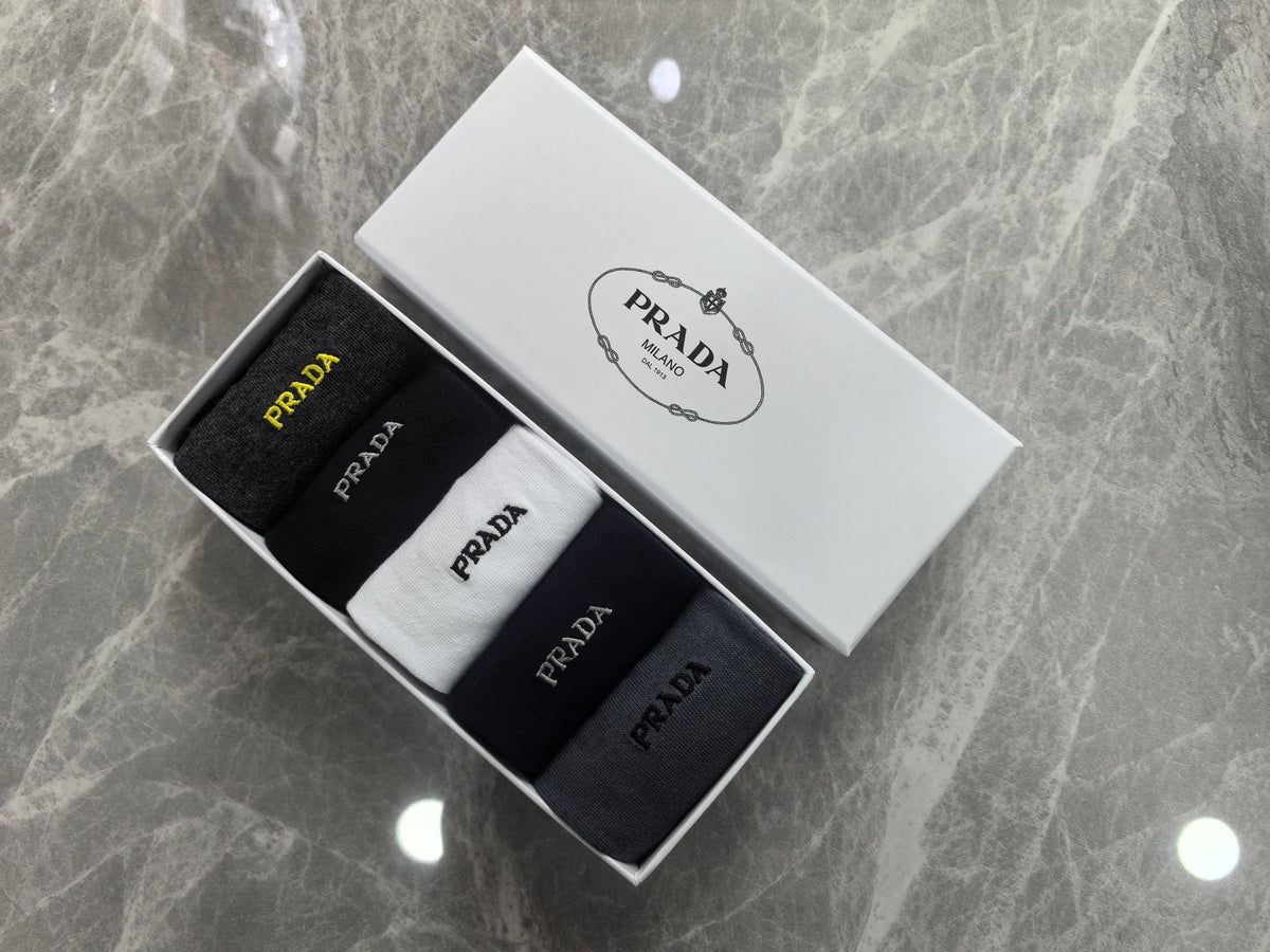 Prada contrast small lettering crew socks - view 1