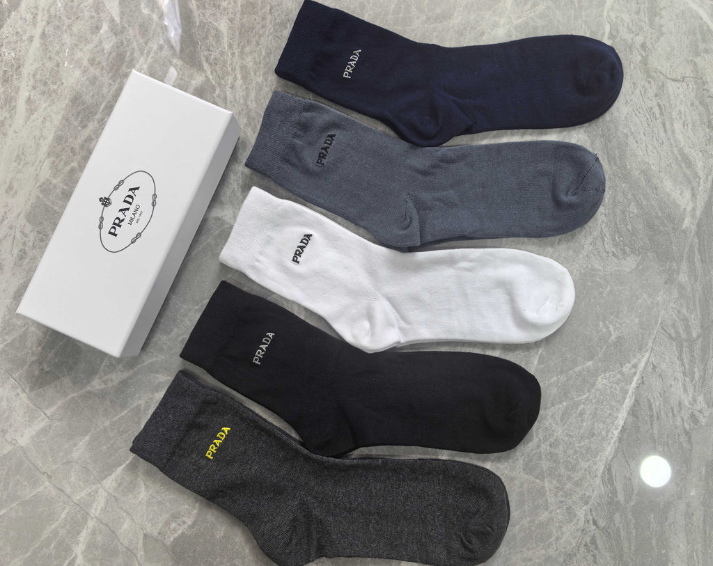 Prada contrast small lettering crew socks - view 4