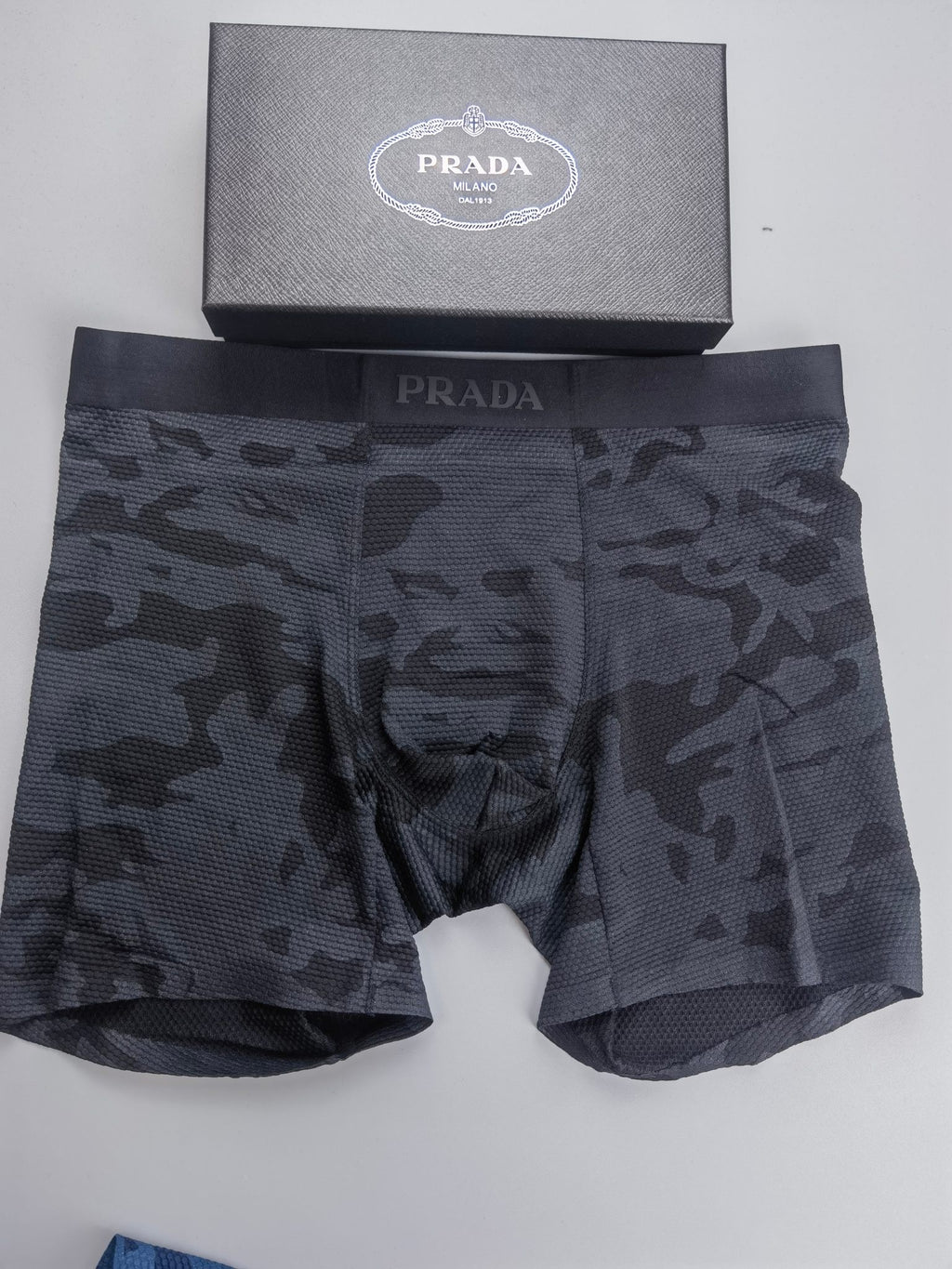 Prada extended leg contrast lettering boxer briefs - view 4