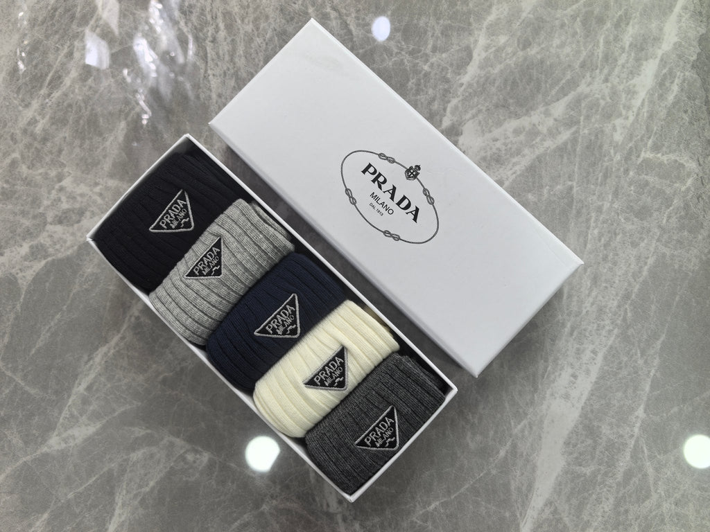 Prada ribbed contrast triangle crew socks - view 1