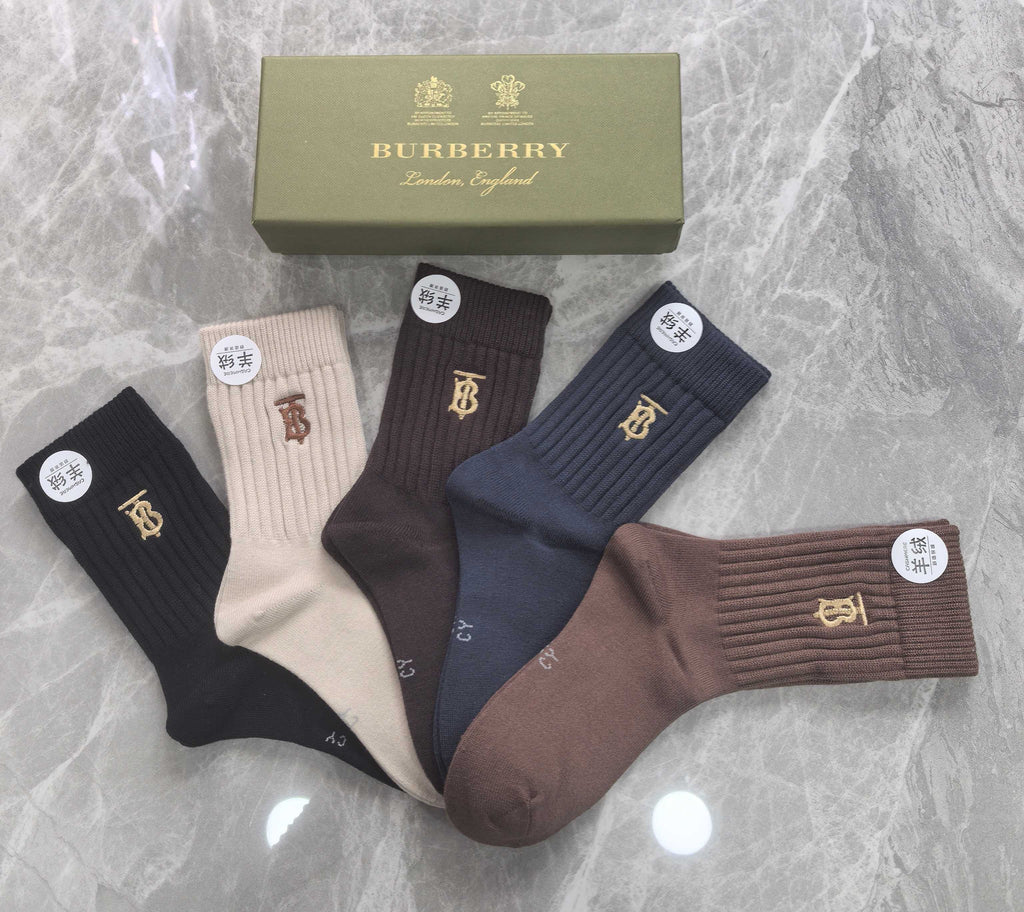 Burberry ribbed gold tb crew socks - view 8