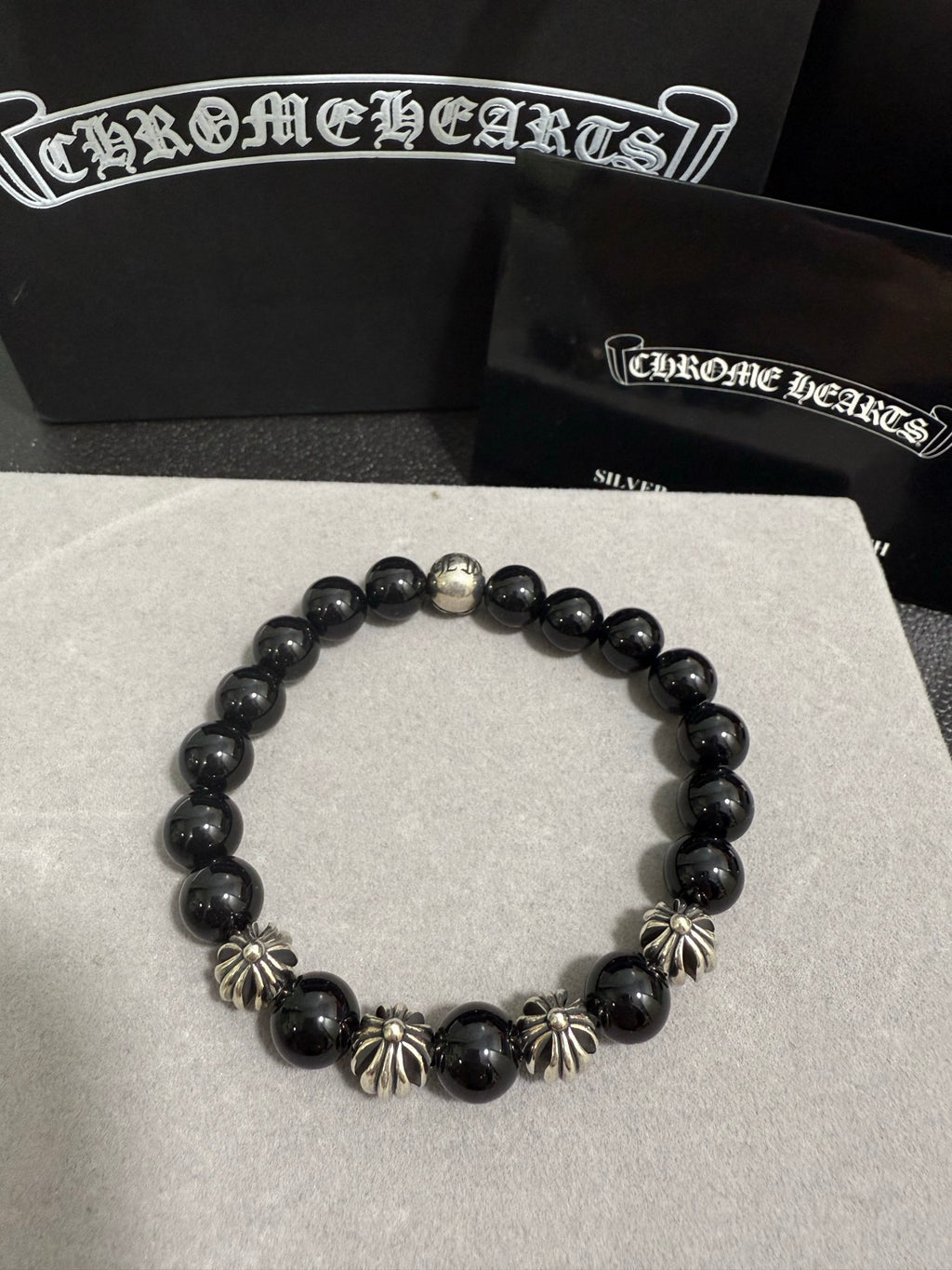Chrome Hearts Black Bead Rounded Tag Bracelet - album image 4
