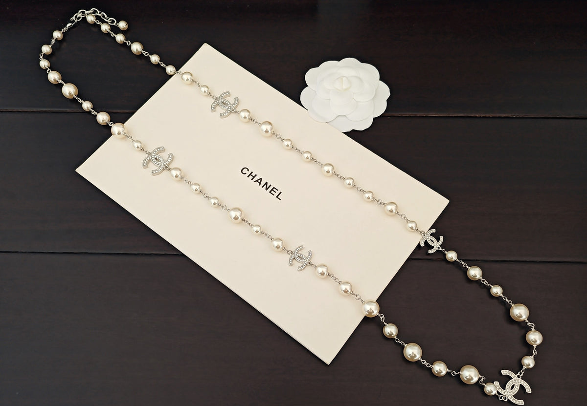 Chanel Pearl Necklace - album image 3
