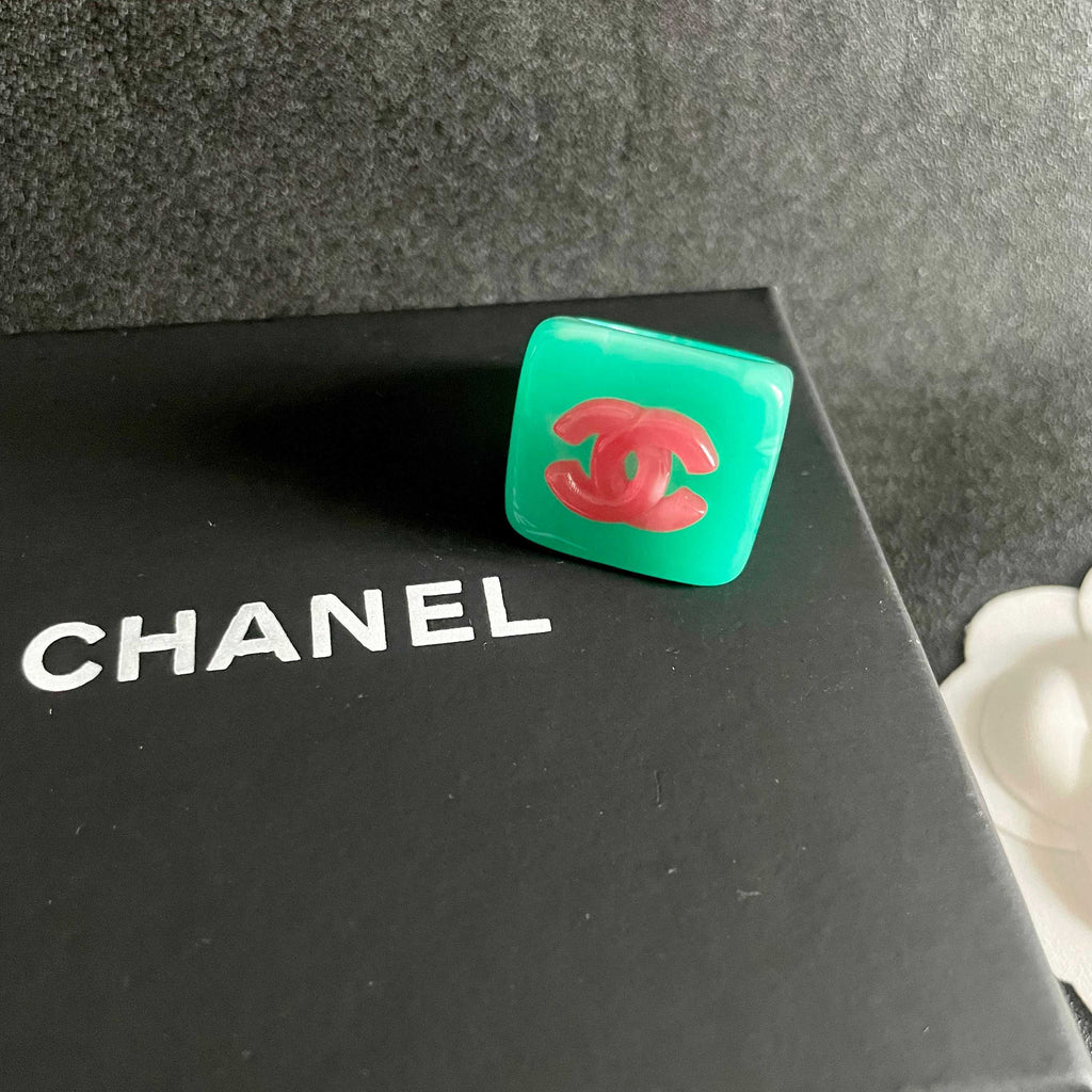Chanel Interlocking C Ring - album image 9