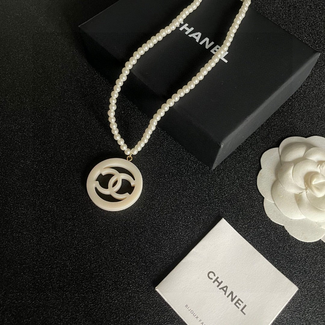 Chanel Interlocking C Pearl Circular Necklace - album image 5