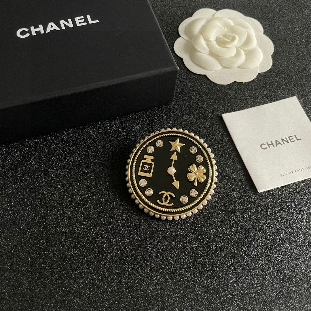 Chanel Interlocking C Perfume Bottle Brooch - album image 6