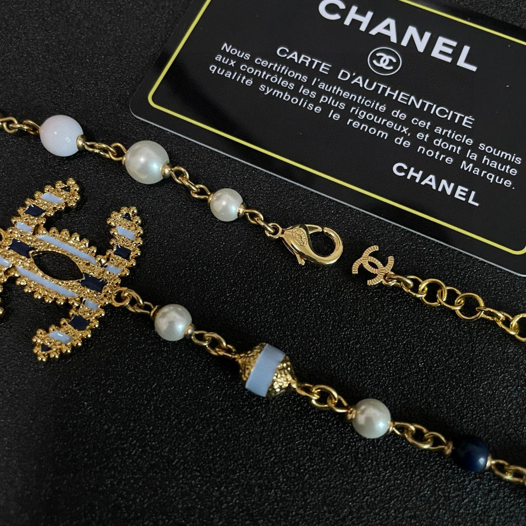 Chanel Interlocking C Pearl Necklace - album image 9