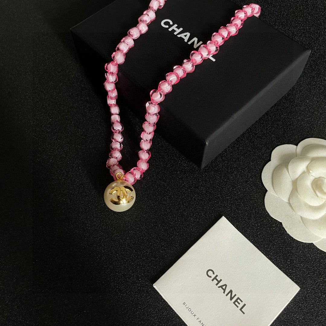 Chanel Interlocking C Pearl Necklace - album image 5
