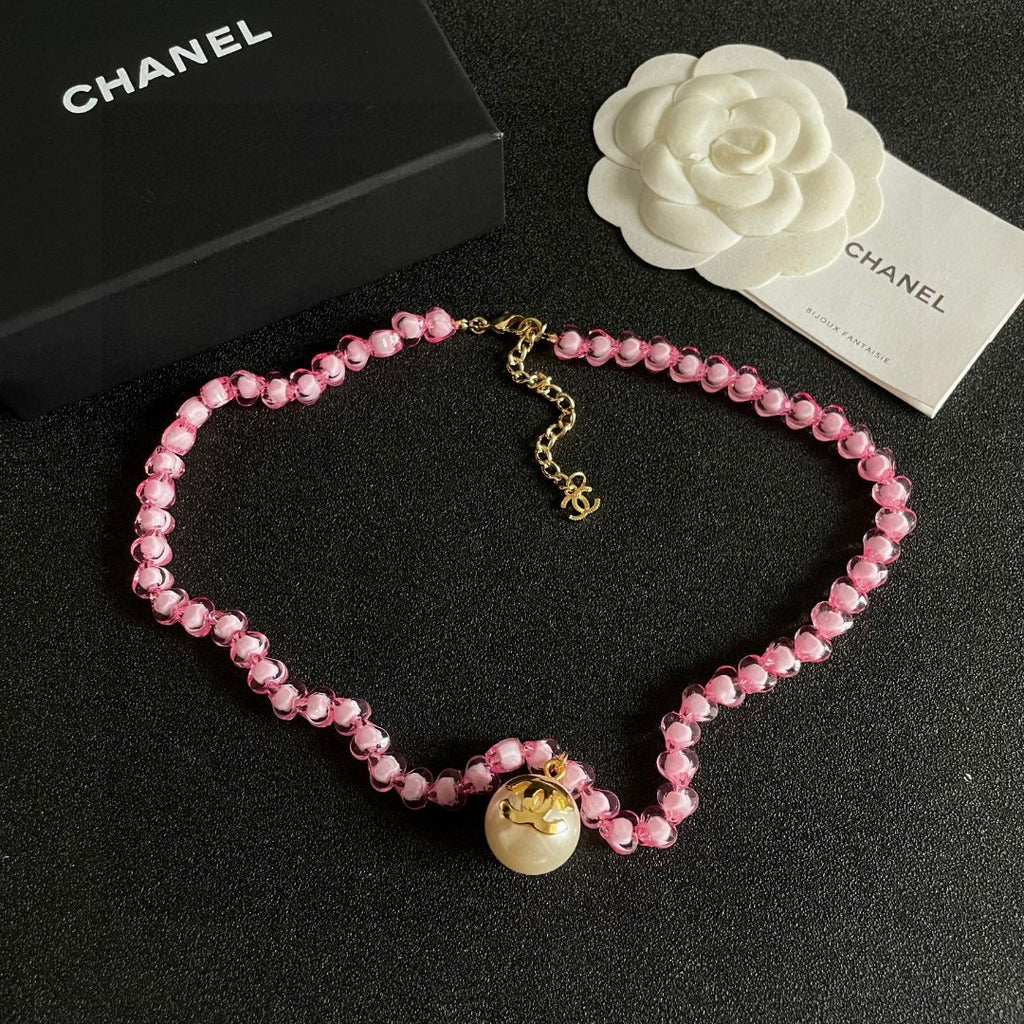 Chanel Interlocking C Pearl Necklace - album image 9