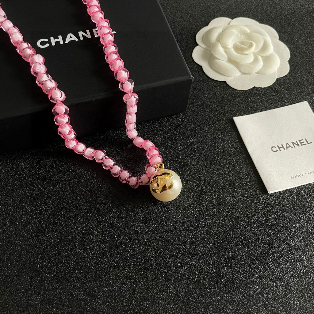 Chanel Interlocking C Pearl Necklace - album image 6