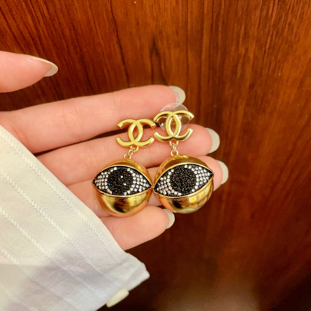 Chanel Interlocking C Earrings - album image 3