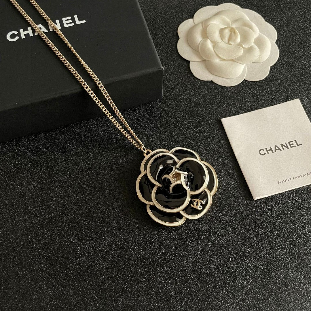 Chanel Interlocking C Camellia Necklace - album image 6