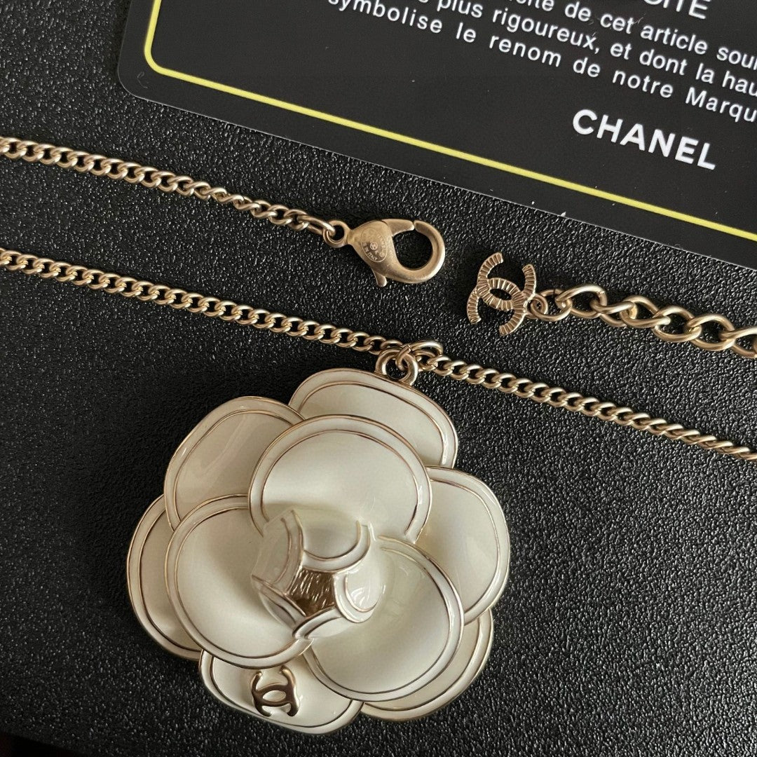Chanel Interlocking C Camellia Necklace - album image 7
