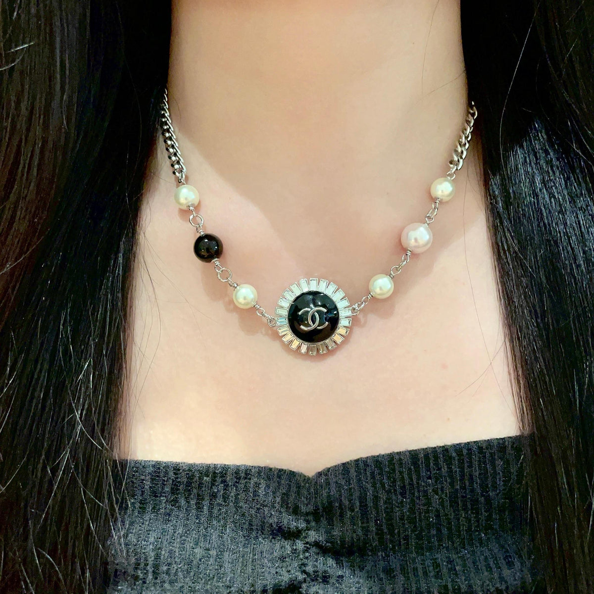 Chanel Interlocking C Pearl Double-Layer Necklace - album image 3