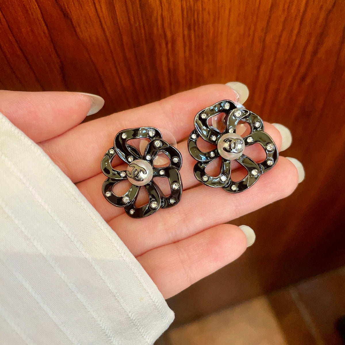 Chanel Interlocking C Camellia Openwork Stud Earrings - album image 4