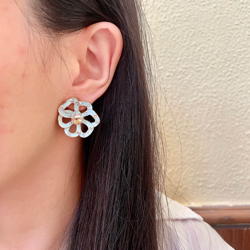 Chanel Interlocking C Camellia Openwork Stud Earrings - album image 3
