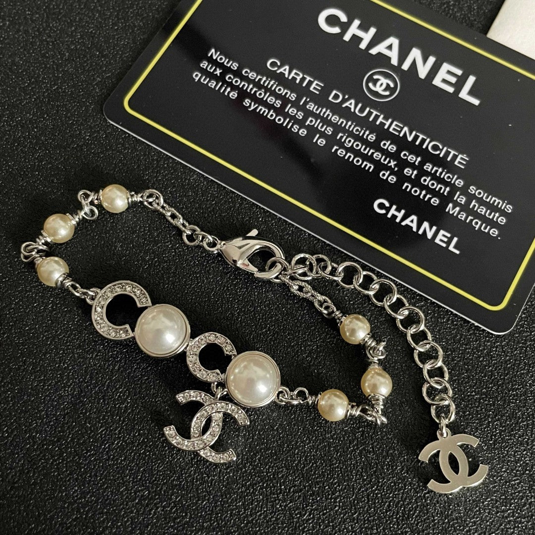 Chanel Pearl Bracelet - album image 8