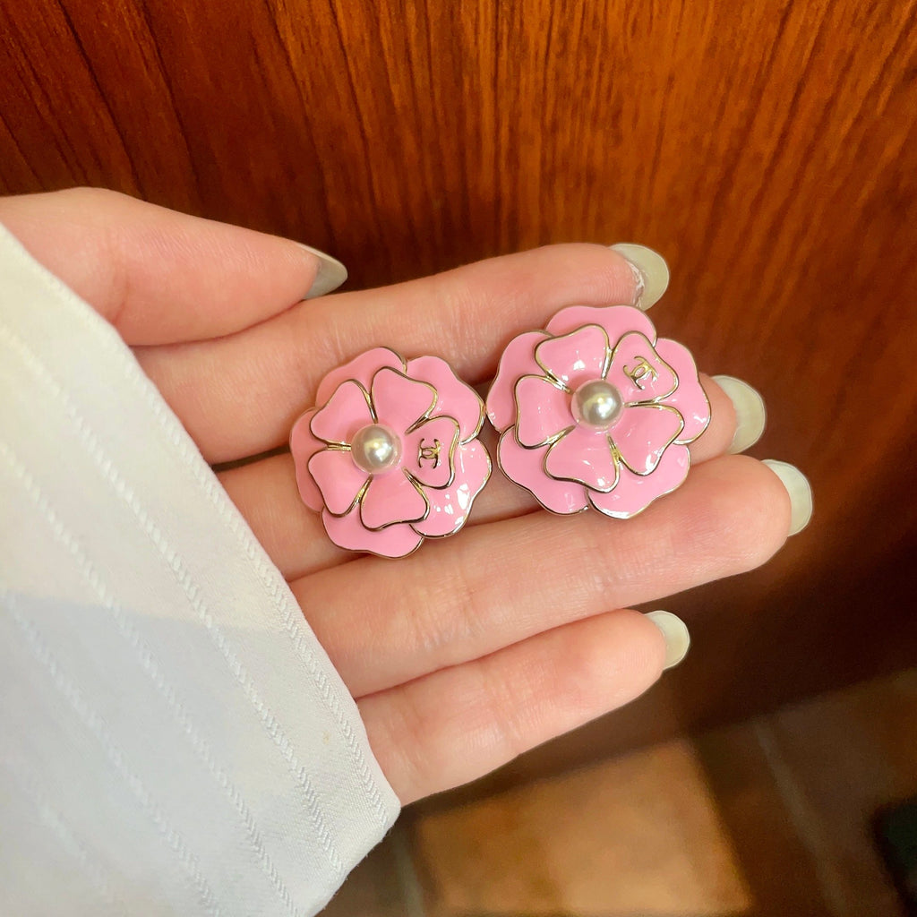 Chanel Interlocking C Camellia Stud Earrings - album image 4