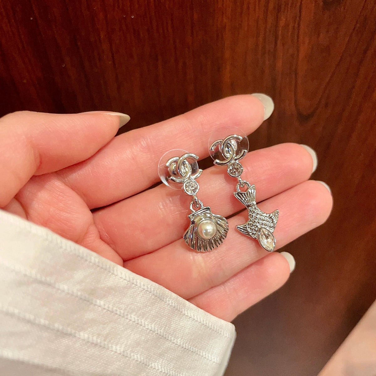 Chanel Interlocking C Earrings - album image 4