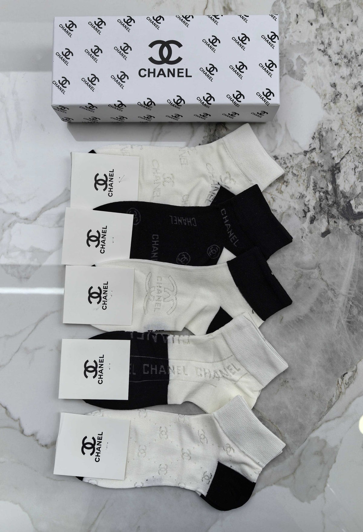 Chanel monochrome contrast heel ankle socks - view 6