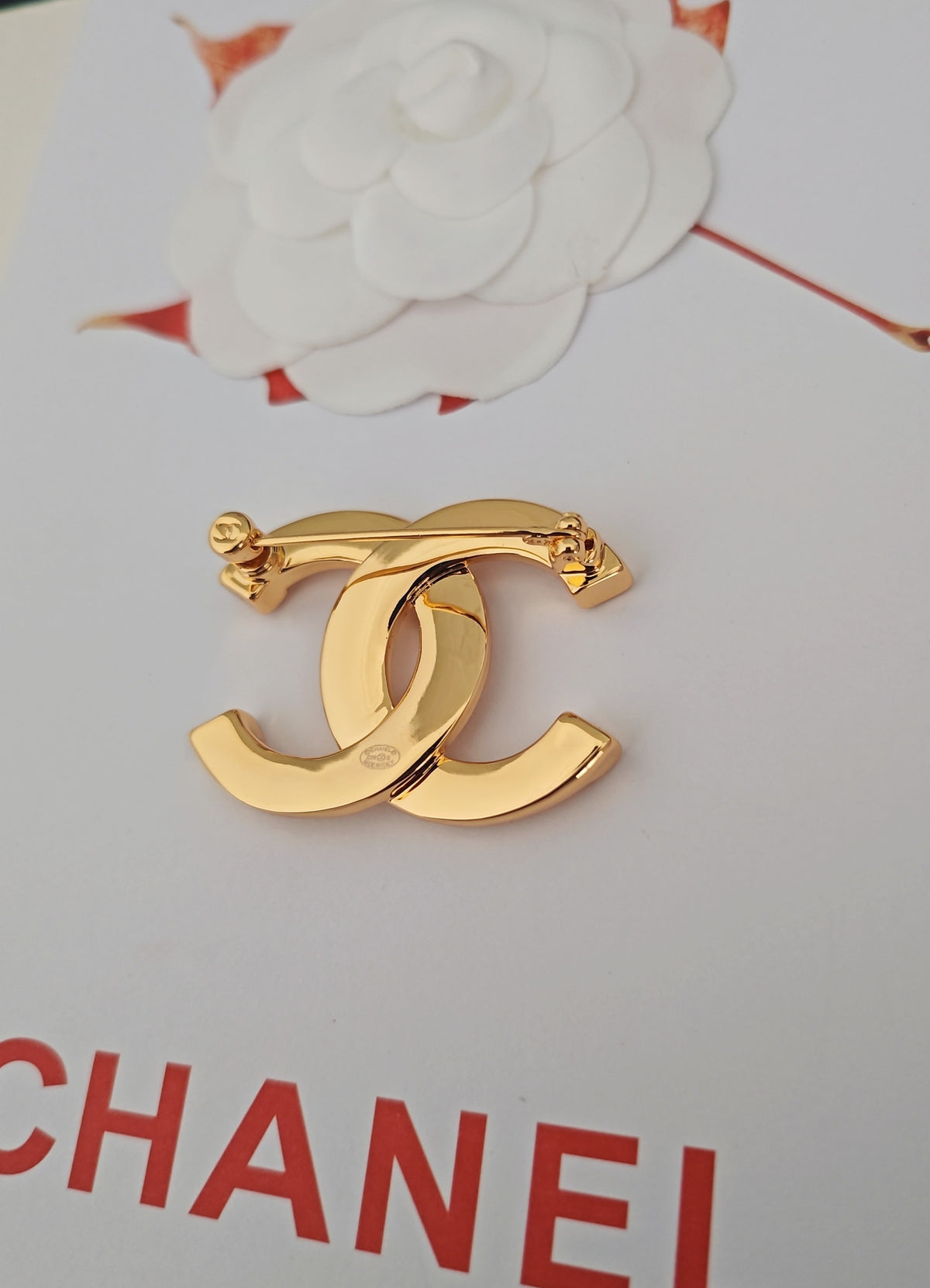 Chanel Polished Brooch - album image 6