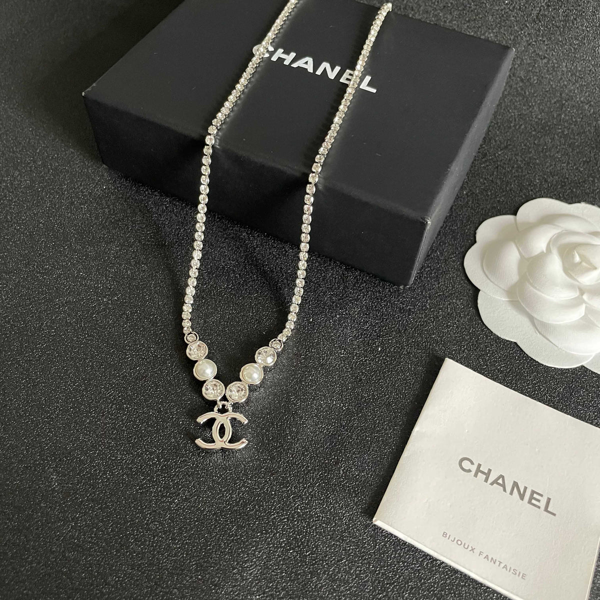Chanel Interlocking C Pearl Necklace - album image 5