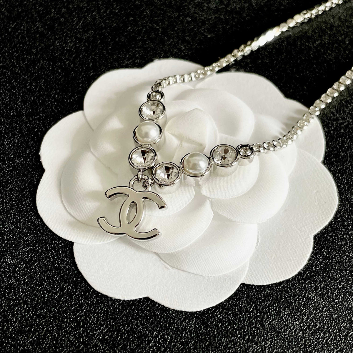 Chanel Interlocking C Pearl Necklace - album image 8