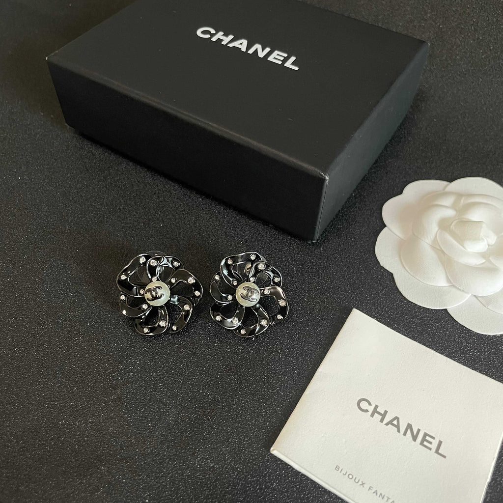Chanel Interlocking C Camellia Openwork Stud Earrings - album image 5