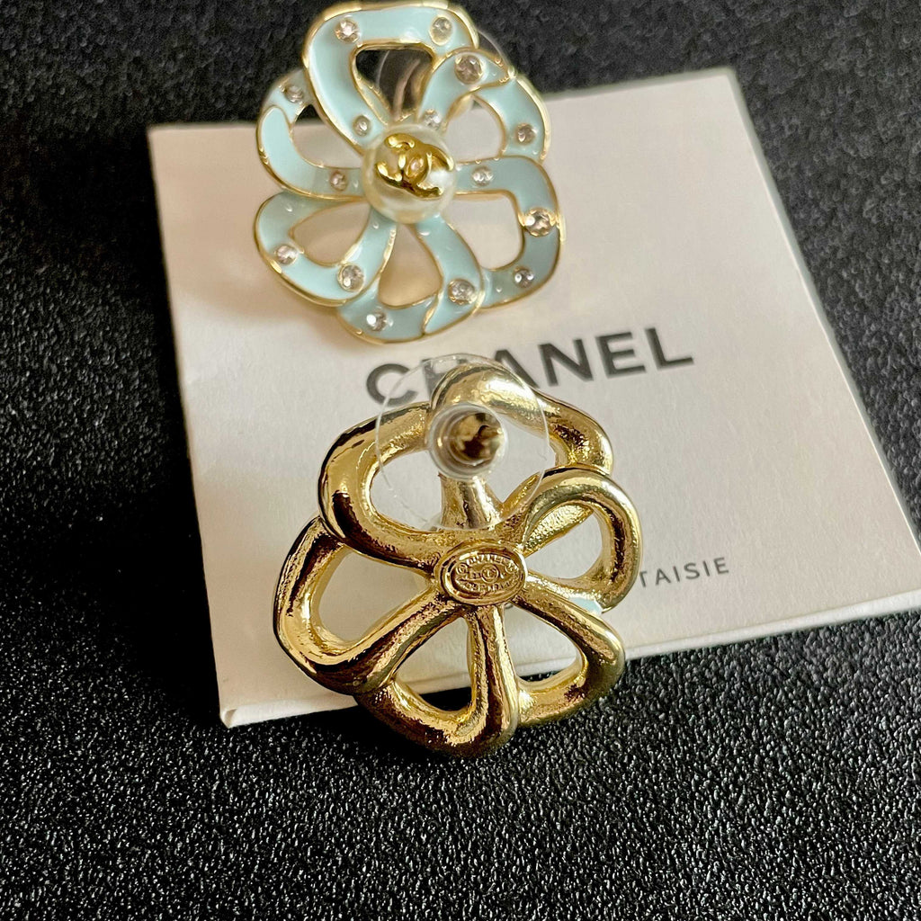 Chanel Interlocking C Camellia Openwork Stud Earrings - album image 7