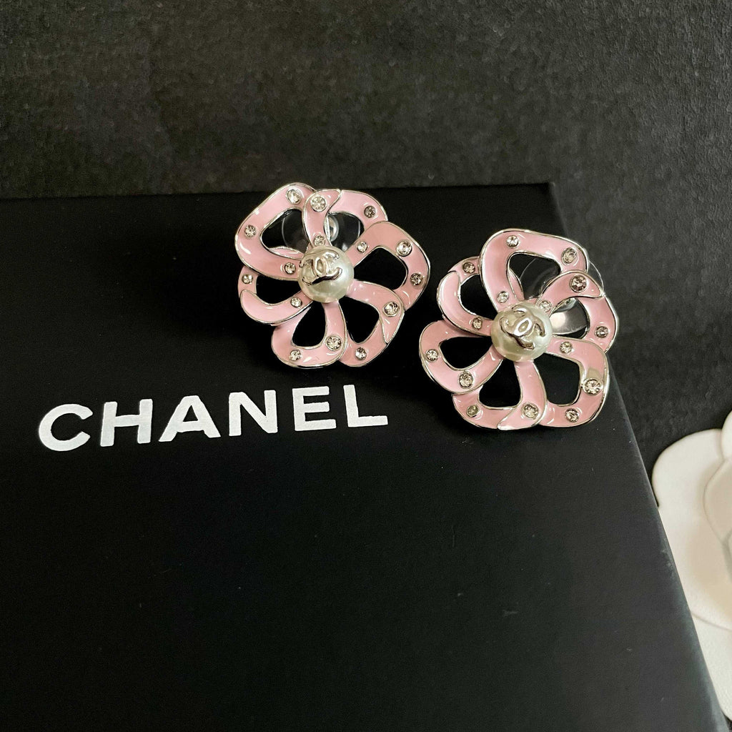 Chanel Interlocking C Camellia Openwork Stud Earrings - album image 9