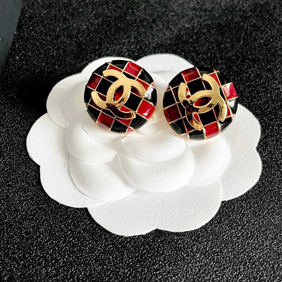 Chanel Interlocking C Checkered Stud Earrings - album image 8