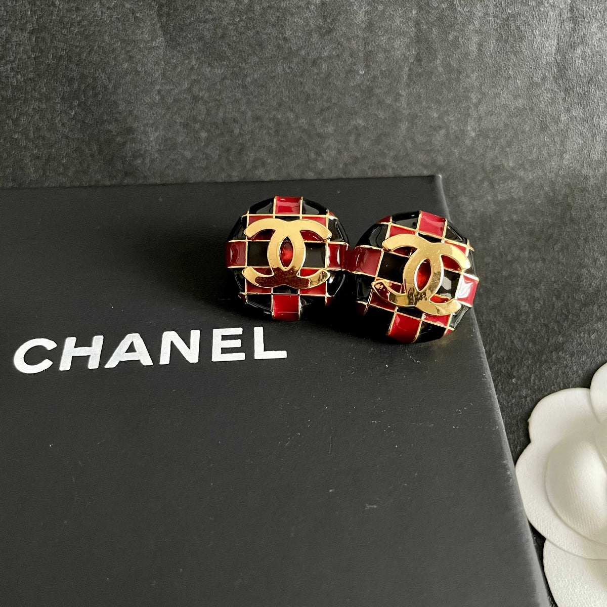 Chanel Interlocking C Checkered Stud Earrings - album image 9