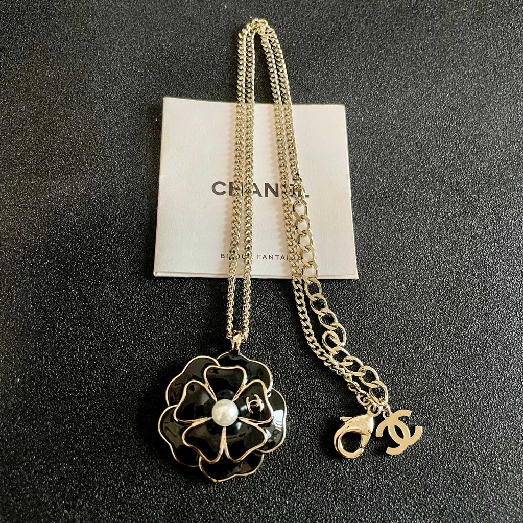Chanel Interlocking C Camellia Necklace - album image 9