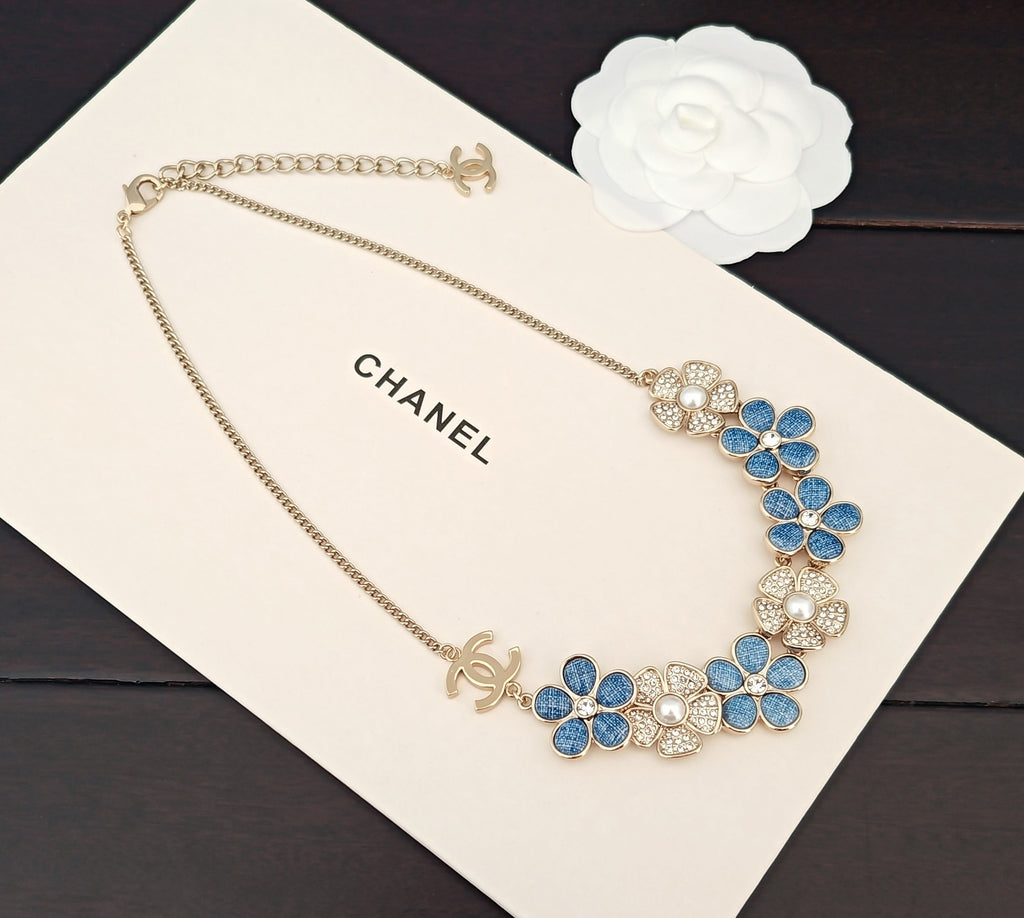 Chanel Blue Flower Necklace - album image 3