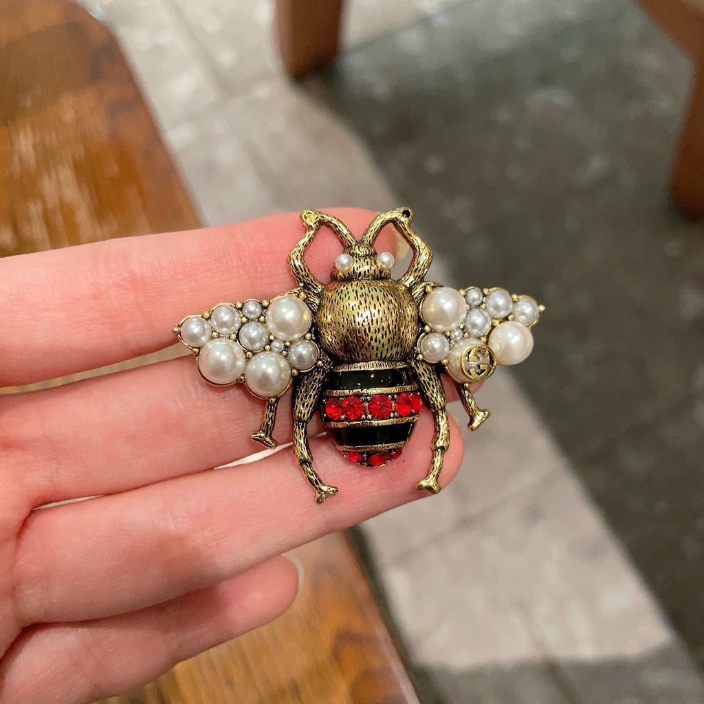 Gucci Gold-Tone Bee and Green Crystal Brooch - album image 4