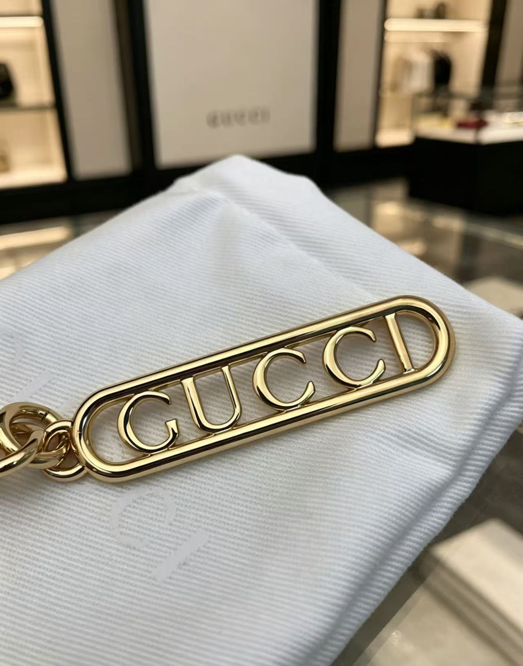 Gucci Key GG Letter Openwork Keychain - album image 3